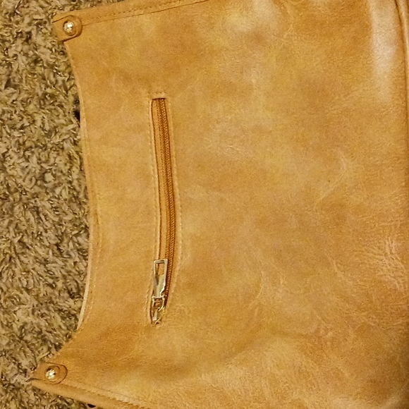 Cute Crossbody Bag - Picture 6 of 9